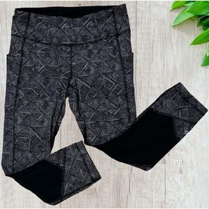 Lululemon Women’s Pace Rival Crop‎ “22” Sz 6 Alpine White Black W6ABPS Yoga